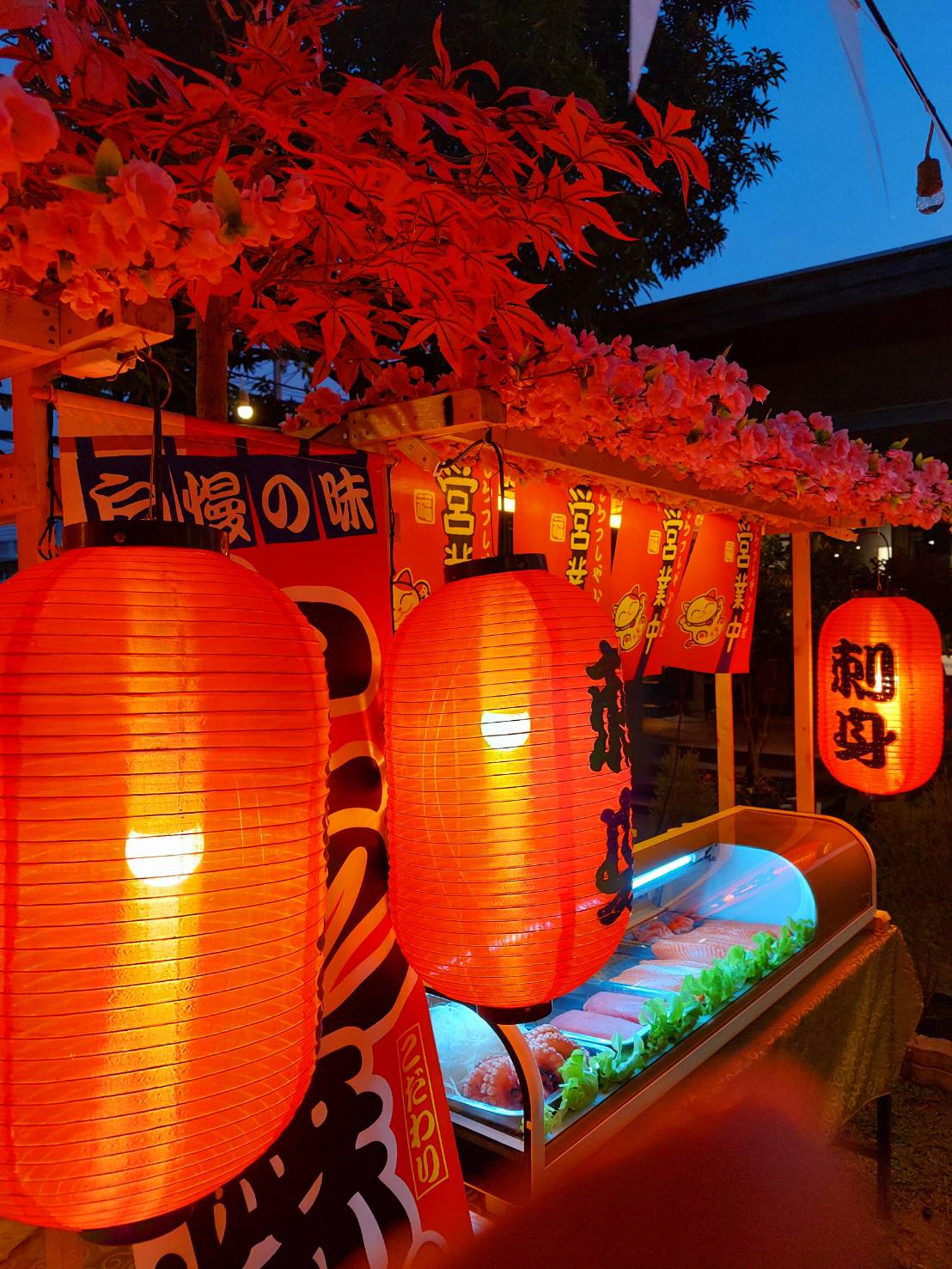 17 - https://โอโตริอาหารญี่ปุ่น.com | รับจัดเลี้ยงอาหารญี่ปุ่น งานแต่งงาน งานสังสรรค์ ปลาดิบ ชุชิ รับออกบูธนอกสถานที่ ร้านโอโตริ OTORI รับงานเลี้ยงขนาดเล็ก-ใหญ่ ซุ้มประดับตกแต่ง พร้อมอาหารญี่ปุ่นที่ทำสดใหม่และเมนูที่หลากหลาย ซูชิ ยากิโซบะ