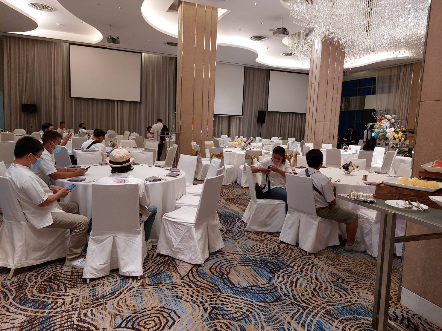 98 - https://โอโตริอาหารญี่ปุ่น.com | รับจัดเลี้ยงอาหารญี่ปุ่น งานแต่งงาน งานสังสรรค์ ปลาดิบ ชุชิ รับออกบูธนอกสถานที่ ร้านโอโตริ OTORI รับงานเลี้ยงขนาดเล็ก-ใหญ่ ซุ้มประดับตกแต่ง พร้อมอาหารญี่ปุ่นที่ทำสดใหม่และเมนูที่หลากหลาย ซูชิ ยากิโซบะ